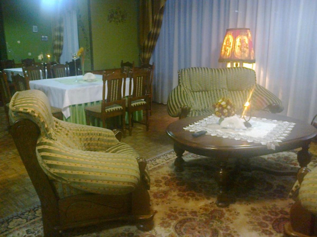 Zajazd Grodek Bujak Robert Naclegi I Restauracja Grodkow  Exterior photo